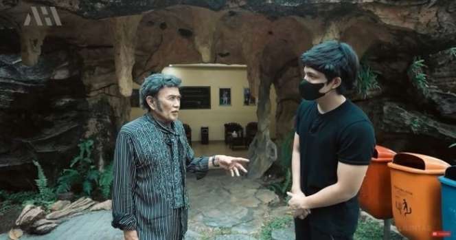 10 Potret Rumah Mewah Rhoma Irama Jadi Sorotan, Ada Musala Berbentuk Gua & Pohon Raksasa!