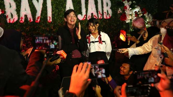 Berperan Sebagai Dukun, Adipati Dolken Lakukan Adegan Ekstrem