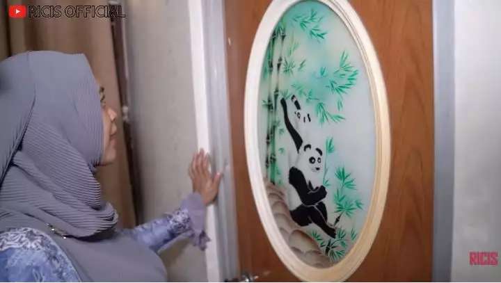 10 Potret Kamar Teuku Ryan Saat Bujangan, Ternyata Tak Kalah `Sultan` dari Ria Ricis!