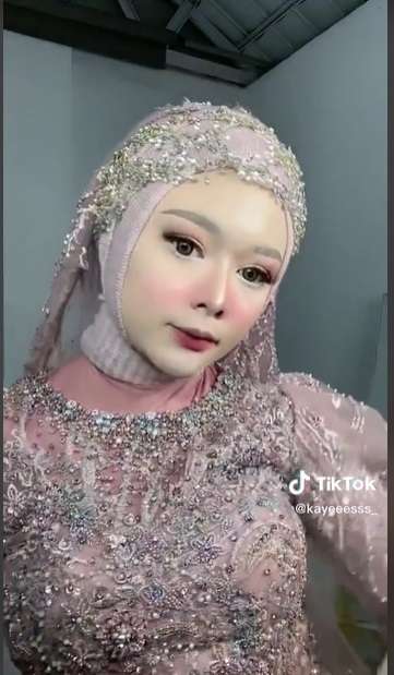 Ingat Yessy yang Batal Nikah Karena Mahar Sertifikat Rumah? Kini Dirias MUA Ala Pengantin, Penampilannya Bikin Melongo!
