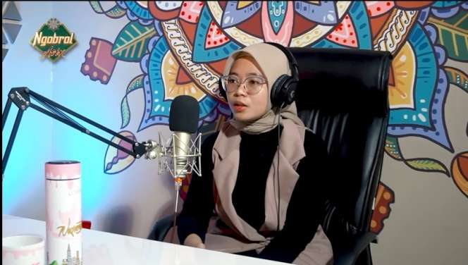 Potret Terbaru Norma Risma Usai Kasus Perselingkuhan Sang Suami Kian Terbongkar, Kini Minta Bantuan Hotman Paris!