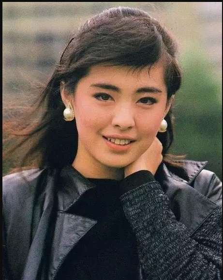 Masih Ingat Joey Wong, Ratu Film Horor Tercantik Era 90-an? Dulu Lebih Terkenal dari Suzanna, Kini Parasnya Bak Bidadari di Usia 55
