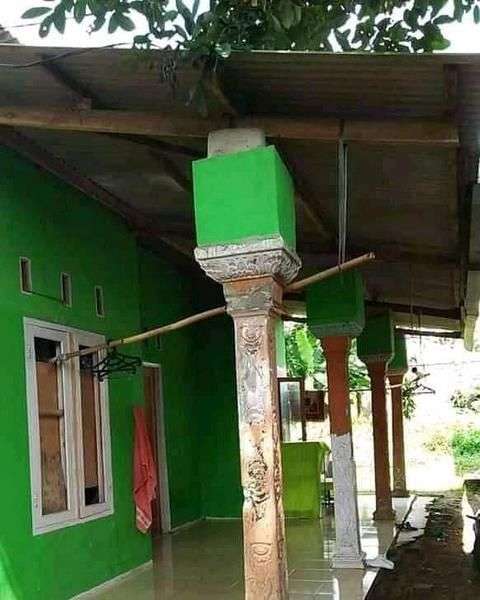 10 Desain Rumah Absurd yang Bikin Ngakak, Hasilnya Bikin Mikir Dua Kali!