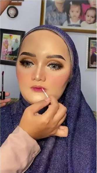 8 Transformasi Wanita Bertubuh Gempal Dirias Jadi Pengantin Sunda, Pipi Tirus Bak Barbie Hidup, Sampai Lupa Wajah Aslinya!