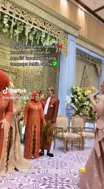 Viral Pengantin Undang Yuni Shara di Pernikahannya, Malah Minder Lihat Penampilan Sang Artis!