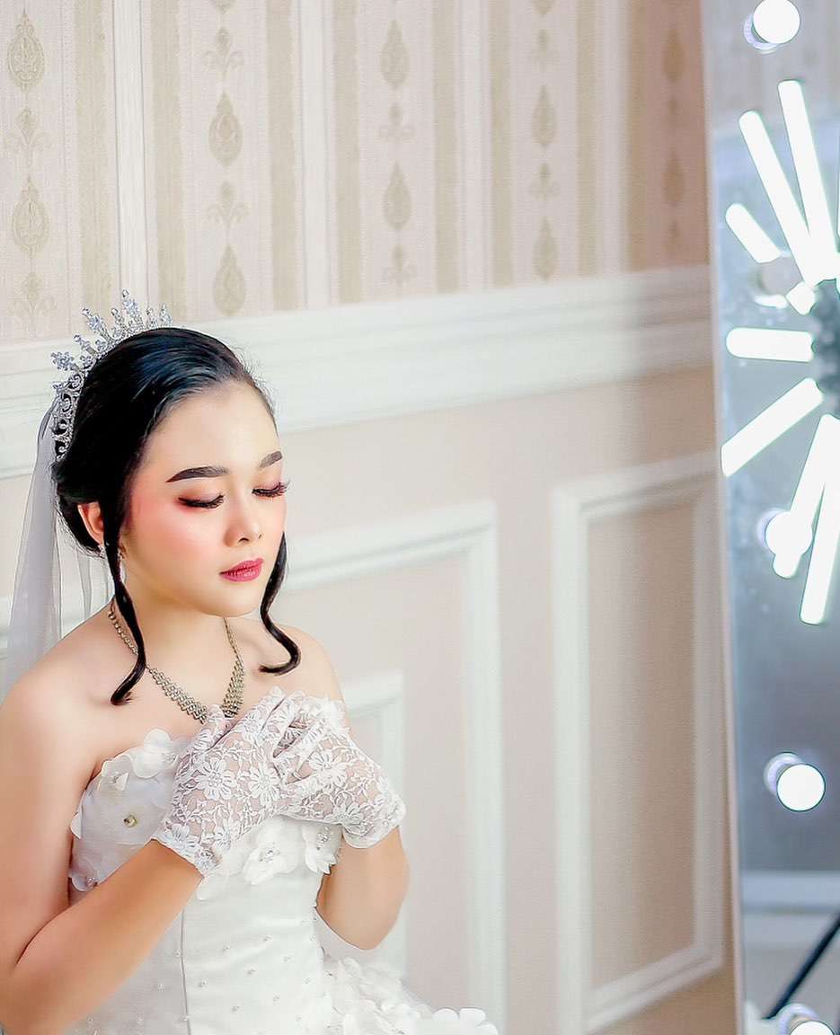Potret Yessy yang Gagal Nikah Gegara Sertifikat Rumah, Dirias jadi Pengantin Bikin Calon Suami Nyesel!  