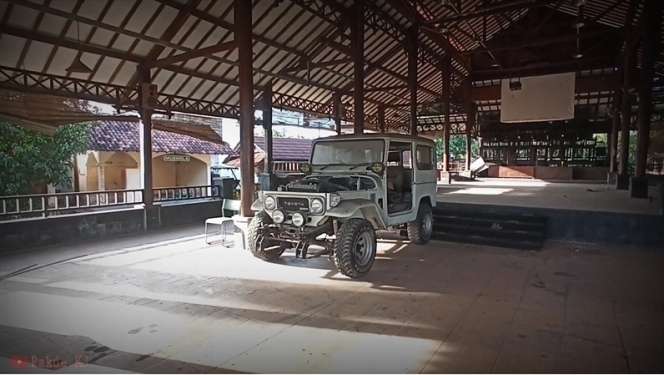 10 Potret Restoran Mewah Terbengkalai 2 Tahun, Mobil Jeep & Kereta Kuda Ditinggal Begitu Saja!