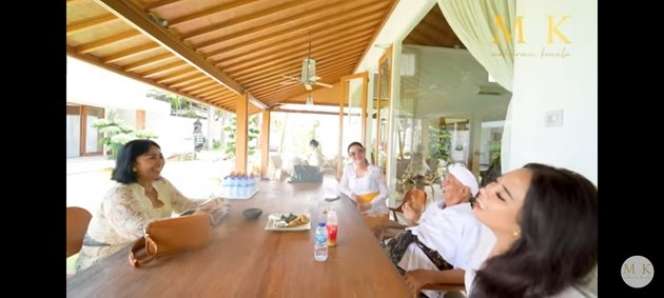 10 Adu Mewah Rumah Nikita Mirzani VS Maharani Kemala, Berseteru Gegara Bunda Corla, Dituding Main Dukun!