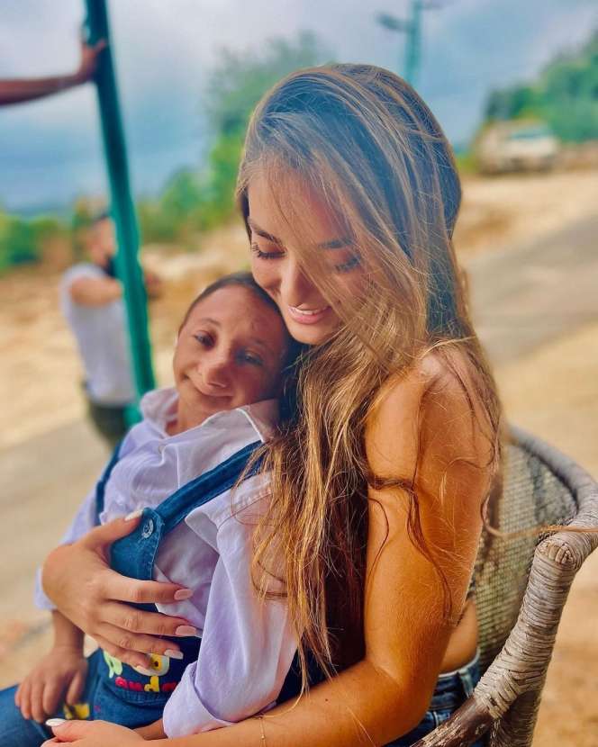 Tak Pandang Fisik, Wanita Lebanon Pacari Pria Bertubuh Kecil, Kisah Cintanya Tuai Sorotan!