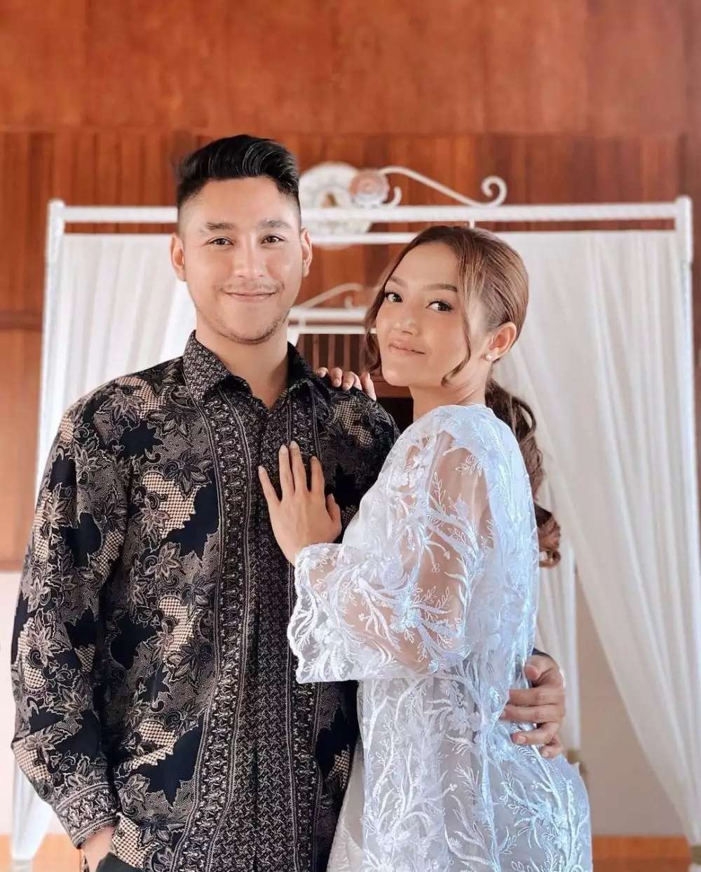 10 Transformasi Siti Badriah dari Awal Karir Biduan Hingga Kini, Sering Disangka Oplas!