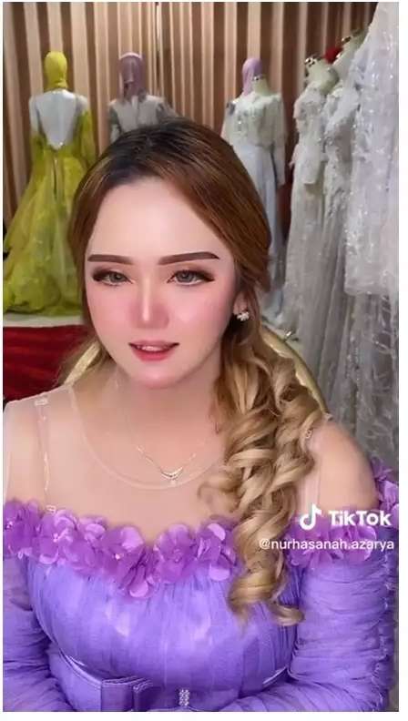 Viral Emak-Emak Dirias MUA Jadi Princess, Hasilnya Bikin Takjub, Bak Remaja Belasan Tahun!