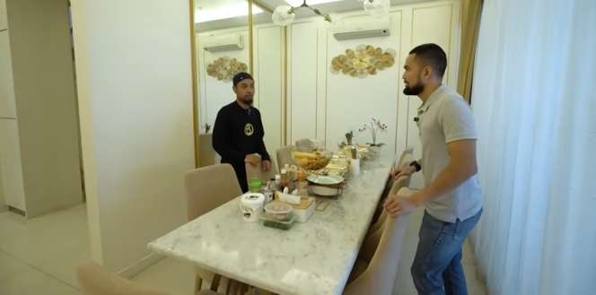 Potret Rumah Mewah Milik Mantan ART yang Kini Viral, Kini Bak Kerajaan Bernuansa Emas!