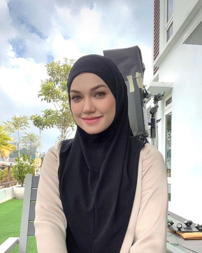 Potret Puteri Sarah Liyana, Artis Cantik Malaysia yang Viral Gugat Cerai Suami Usai 4 Tahun Diselingkuhi!