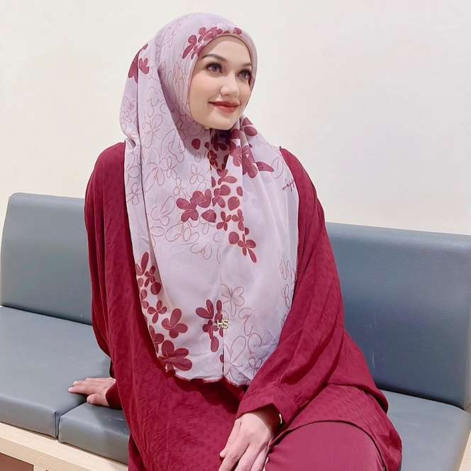 Potret Puteri Sarah Liyana, Artis Cantik Malaysia yang Viral Gugat Cerai Suami Usai 4 Tahun Diselingkuhi!