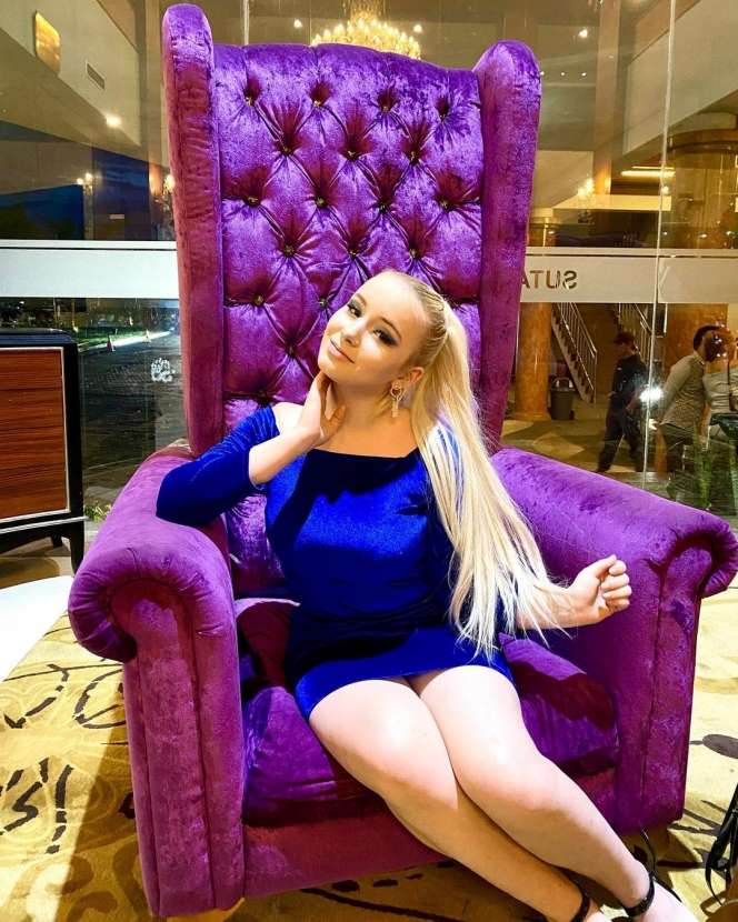 Potret Daria Gartman, Bule Mirip Barbie yang Viral Fasih Berbahasa Sunda