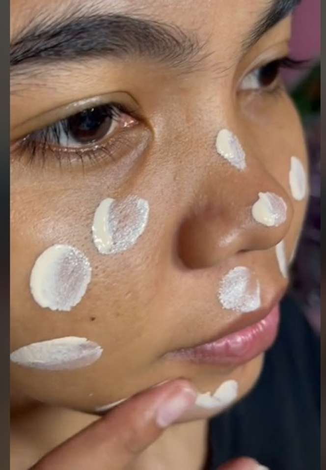 Potret Transformasi Pengantin Dirias Korean Look Dengan Adat Sunda, Hasilnya Bikin Melongo!