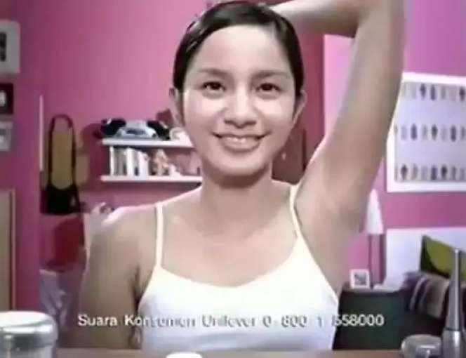 Ingat Wanita di Iklan Deodoran Ini? Kini Jadi Artis Kondang, Bodygoals Meski Sudah Emak-Emak, Lihat Potretnya