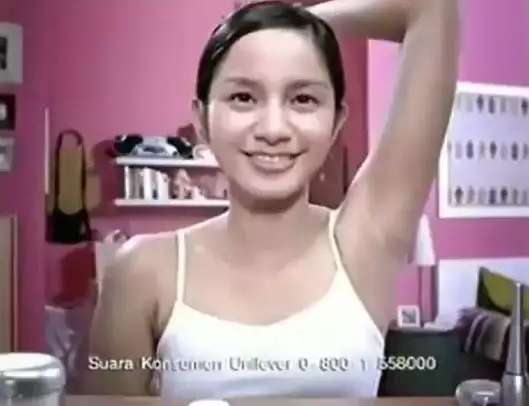 Ingat Wanita di Iklan Deodoran Ini? Kini Jadi Artis Kondang, Bodygoals Meski Sudah Emak-Emak, Lihat Potretnya