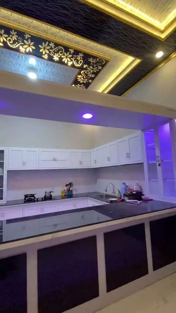 Ingat Novi Listiana, Pedangdut Top yang Kini Jadi Petani? Rumahnya Sederhana Tapi Dapur Mewah Sekelas Hotel, Lihat Potretnya