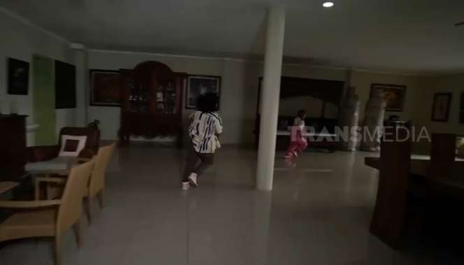 Potret Rumah Mewah Roy Marten Seluas 5000 Meter, Pernah Jadi Aktor Termahal Pada Masanya!