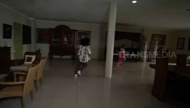 Potret Rumah Mewah Roy Marten Seluas 5000 Meter, Pernah Jadi Aktor Termahal Pada Masanya!