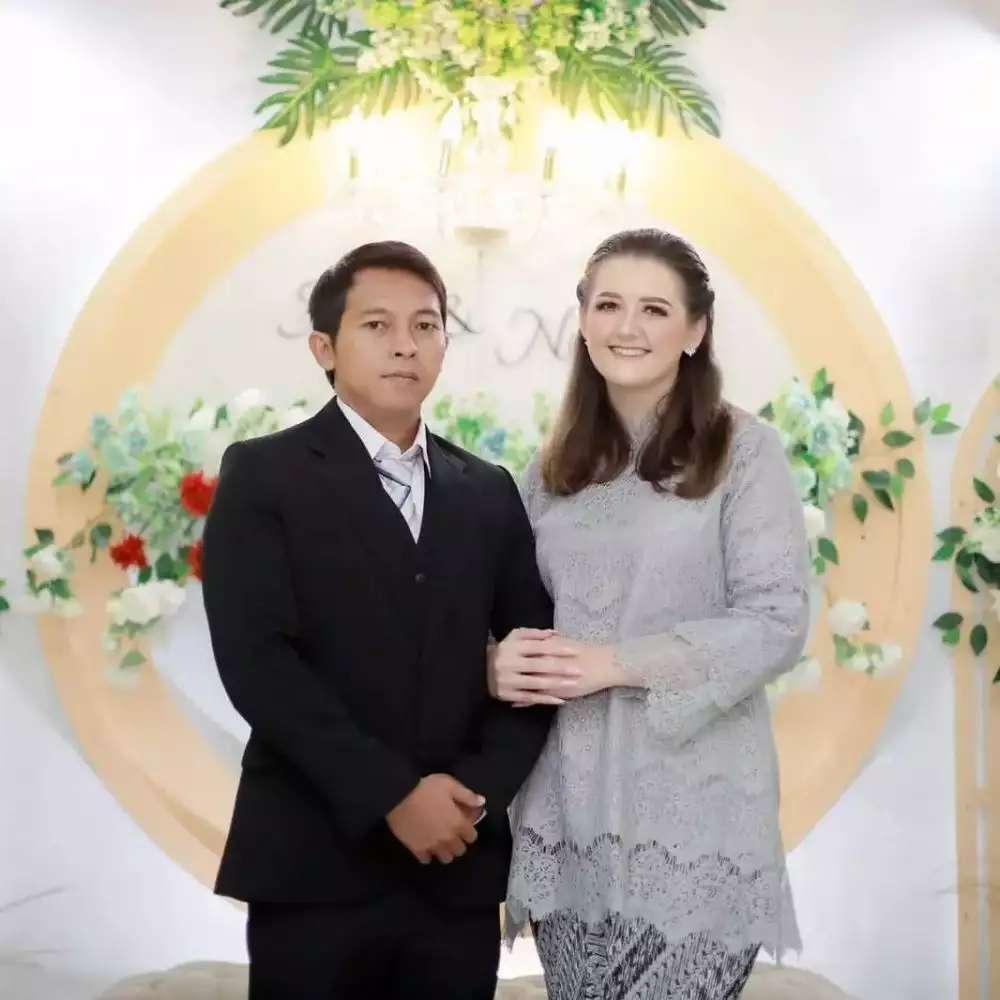 Potret Cewek Rusia Dirias MUA Jadi Pengantin Sunda, Cantiknya Bak Bidadari, Bikin Pangling!