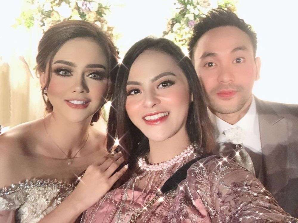 10 Pesona Cantik Imey, Adik Jenita Janet yang Tak Terpublikasi, Sering Dibilang Kembar!
