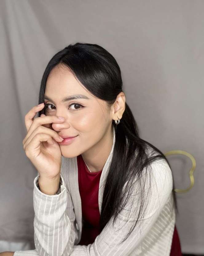 10 Pesona Cantik Imey, Adik Jenita Janet yang Tak Terpublikasi, Sering Dibilang Kembar!