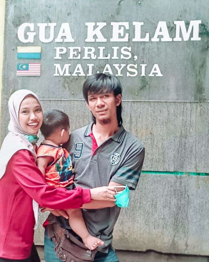 Masih Ingat Wanita Lulusan S2 yang Viral Dinikahi Sopir Truk? Dulu Ramai Dicemooh, Kini Kabarnya Mengejutkan!