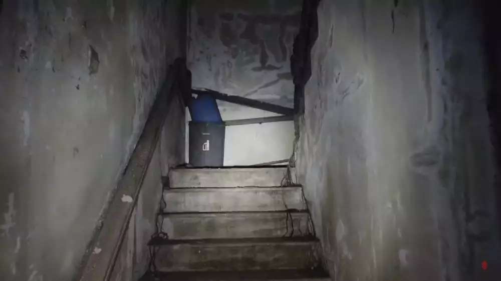 10 Potret Rumah Kuno Iis Sugianto yang Terbengkalai Puluhan Tahun, Ada Ruang Misterius, Isinya Bikin Ngeri!