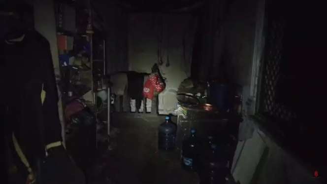 10 Potret Rumah Kuno Iis Sugianto yang Terbengkalai Puluhan Tahun, Ada Ruang Misterius, Isinya Bikin Ngeri!