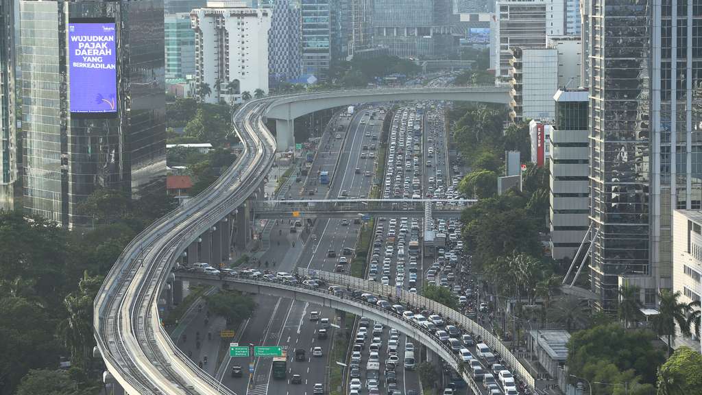 FOTO: Tahun 2023 Jumlah Kendaraan di Indonesia Lebih Setengah Populasi Warga