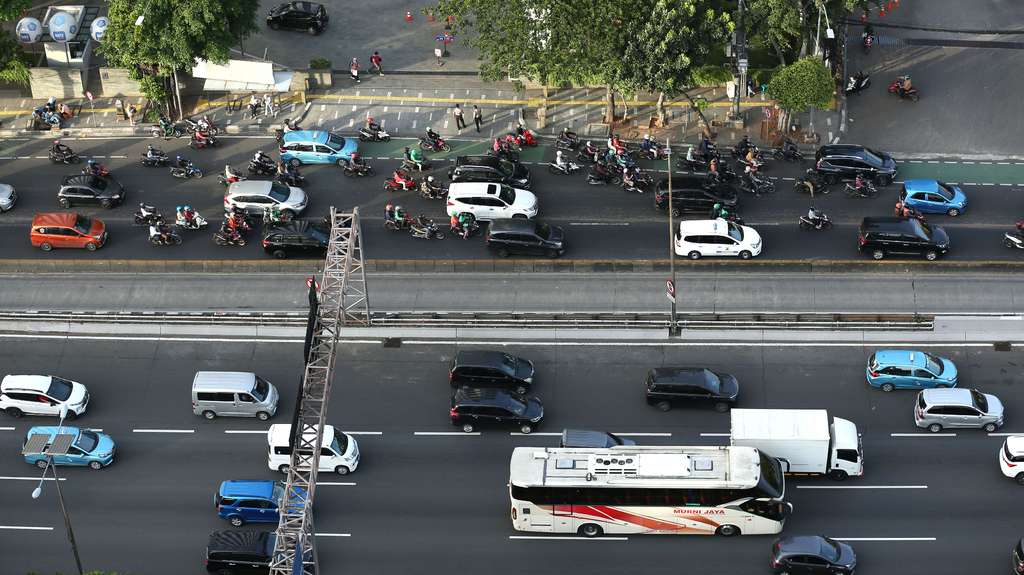 FOTO: Tahun 2023 Jumlah Kendaraan di Indonesia Lebih Setengah Populasi Warga