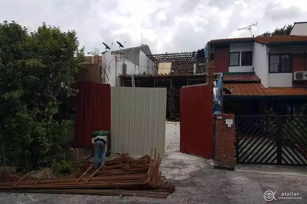 10 Potret Rumah Tua Dimakeover Jadi `Istana` di Dalam Hutan, Luarnya Aneh Dalamnya Bikin Takjub