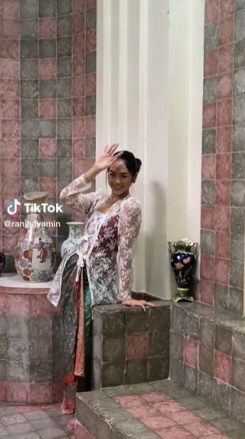 Potret Pura Mangkunegaraan Surakarta, Kasur Tidur Rania Yamin Dari Tahun 1940-an!