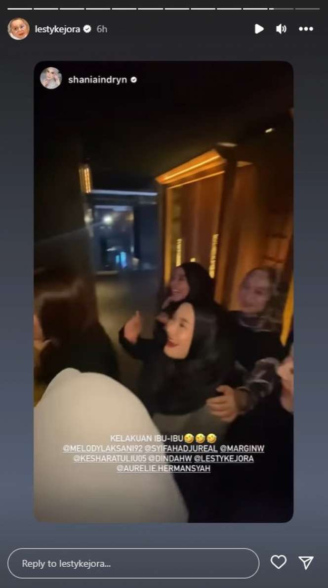 Potret Tawa Lepas Lesti Kejora Arisan Bareng Sahabat, Netizen Bandingkan Berbeda 360 Derajat saat Bersama Rizky Billar
