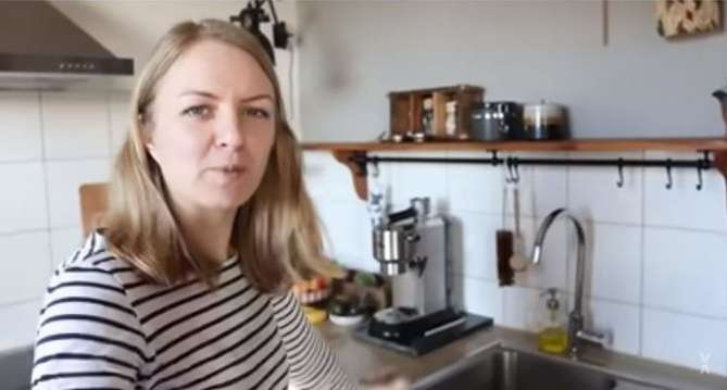 Potret Bule Cantik Jerman Jadi Tukang Renovasi Dapur, Suami WNI Cuma Jadi Mandor