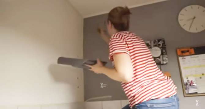 Potret Bule Cantik Jerman Jadi Tukang Renovasi Dapur, Suami WNI Cuma Jadi Mandor