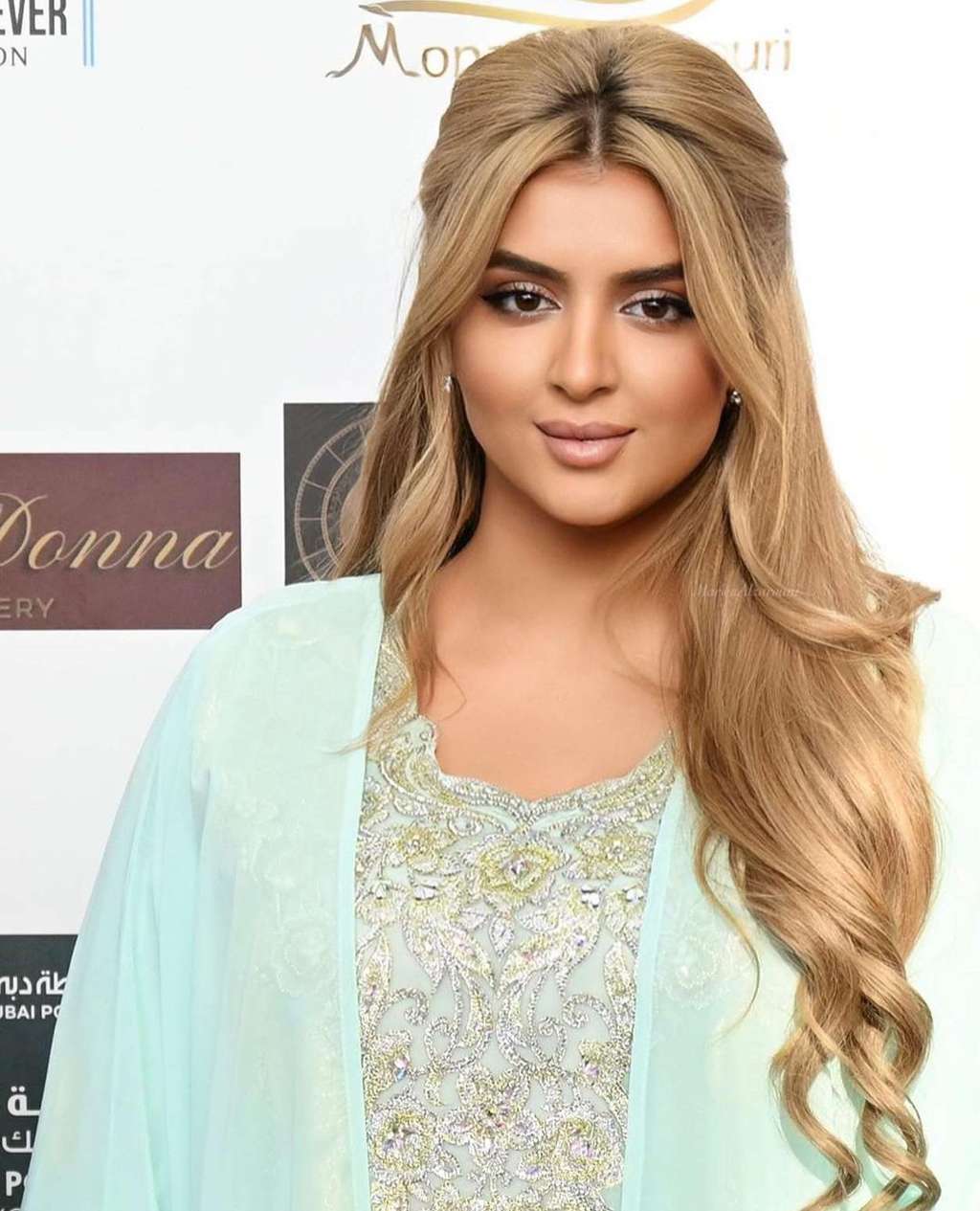 Potret Sheikha Mahra Putri Dubai yang Viral Usai Disebut Naksir Cristiano Ronaldo, Kecantikannya Bikin Takjub!