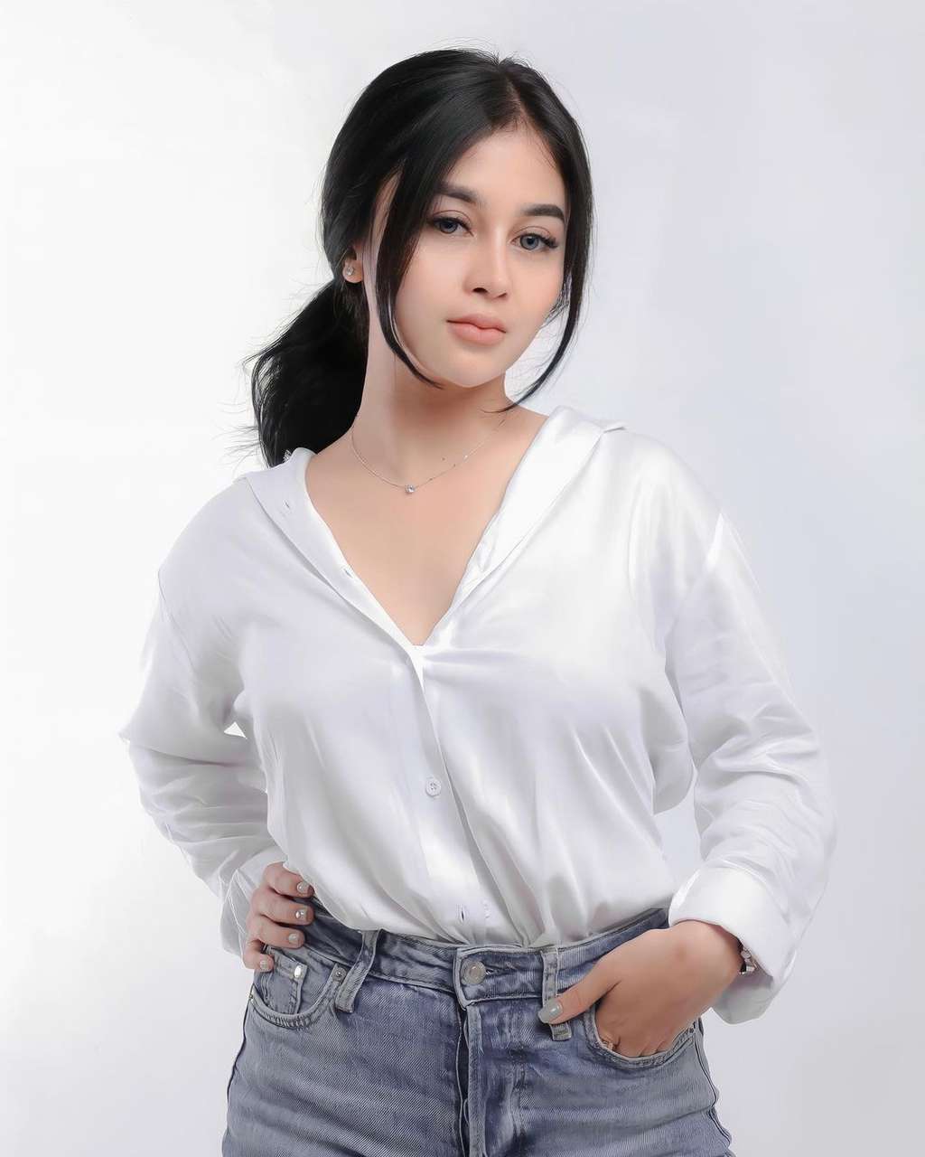 Masih Ingat Ghina Kamila Pemeran Risa Copet Cantik di Sinetron `Preman Pensiun`? Begini Kabarnya Sekarang!