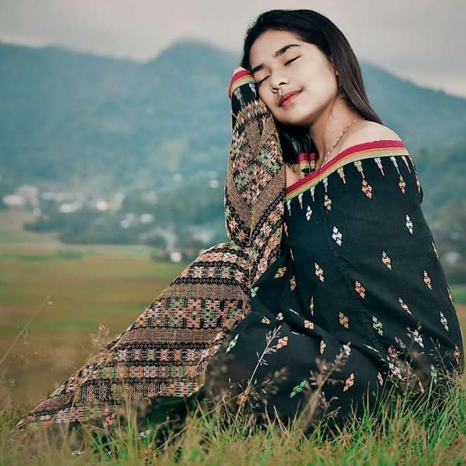 Potret Chetryn Peto Kakak Kandung Betrand Peto, Disebut Mirip Tiara Andini!