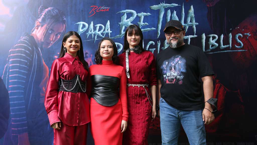 Potret Mawar De Jongh Main di Para Betina Pengikut Iblis 