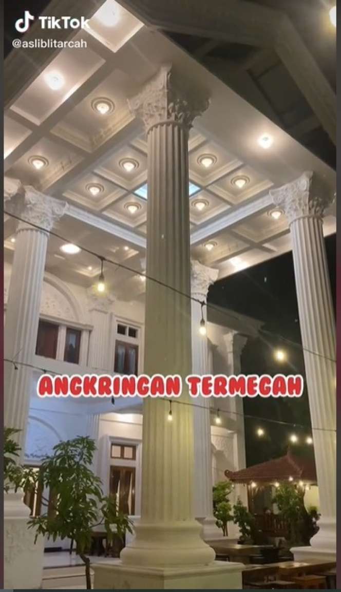 Potret Rumah Mewah Viral yang Dijadikan Angkringan, Netizen: `The Real Orang Kaya Gabut`
