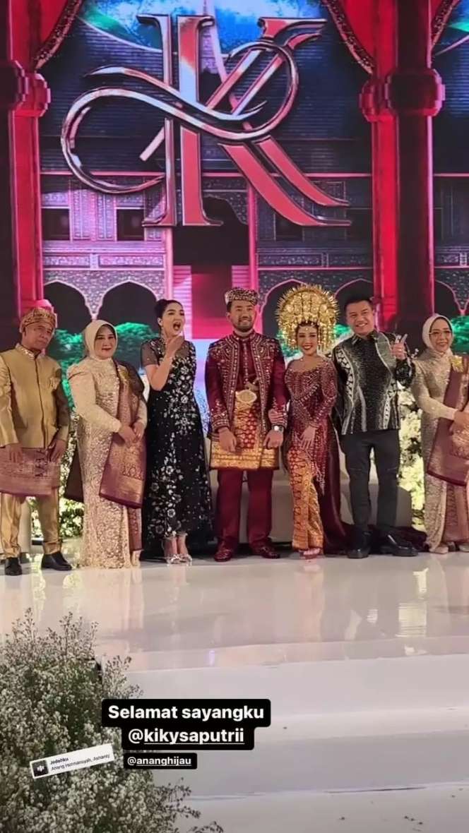 Gaya 10 Artis di Pernikahan Kiky Saputri, Ayu Ting Ting Gandeng Boy William Jadi Sorotan!