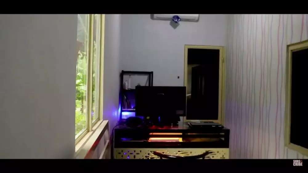 Dari Luar Seperti Gudang Kumuh, Rumah Seng Ini Dalamnya Super Keren, Lihat Potretnya Bikin Takjub