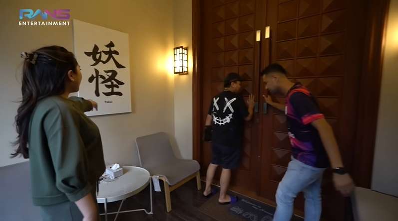 10 Potret Rumah Aan Story Sahabat Raffi Ahmad, Dulu Penonton Bayaran Kini Jadi Sultan, Ada Koleksi Mobil Miliaran