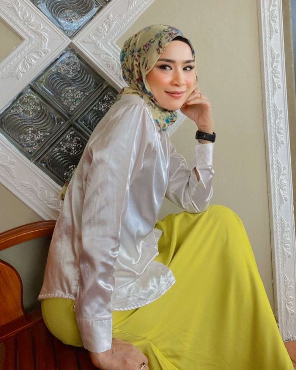 Baru Cerai, Mantan Suami Artis Cantik Ini Diam-diam Nikah Lagi, Netizen: `Tega Ceraikan Istri Demi Janda Lain`!