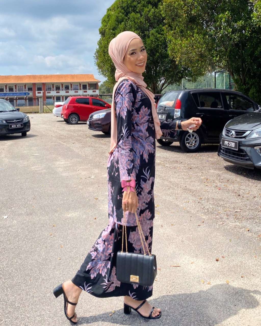 Baru Cerai, Mantan Suami Artis Cantik Ini Diam-diam Nikah Lagi, Netizen: `Tega Ceraikan Istri Demi Janda Lain`!