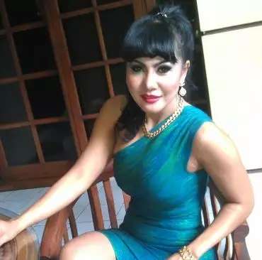 7 Foto Masa Muda Artis Pemeran Ibu-Ibu, Nani Wijaya Disebut Mirip Gisella Anastasia, Primadona Abis!