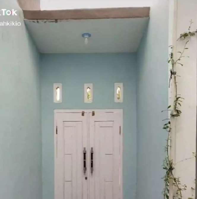 Rumah ini Dihina Jelek dan Aneh, Ternyata Dalamnya Menakjubkan, Ada Taman Luas Indah Banget!